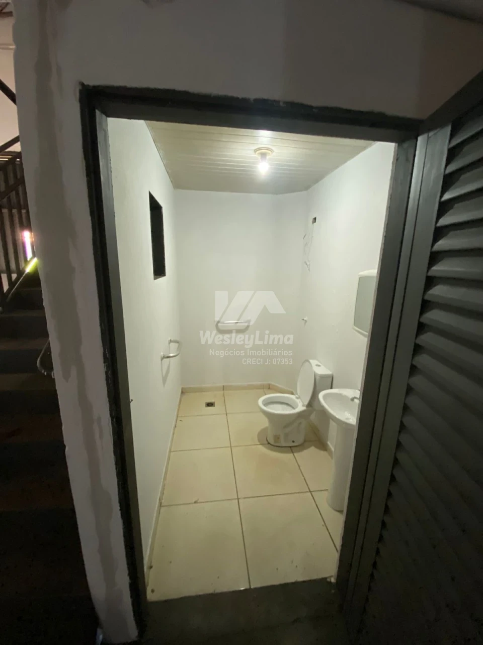 Imagens do imóveis Barracão para Locação na Zona Norte de Londrina | 210m² Próximo à Av. Saul Elkind