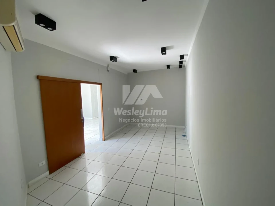 Imagens do imóveis Sala Comercial Ampla com Ar-Condicionado — 2 em 1 • Localização Estratégica na Zona Norte!