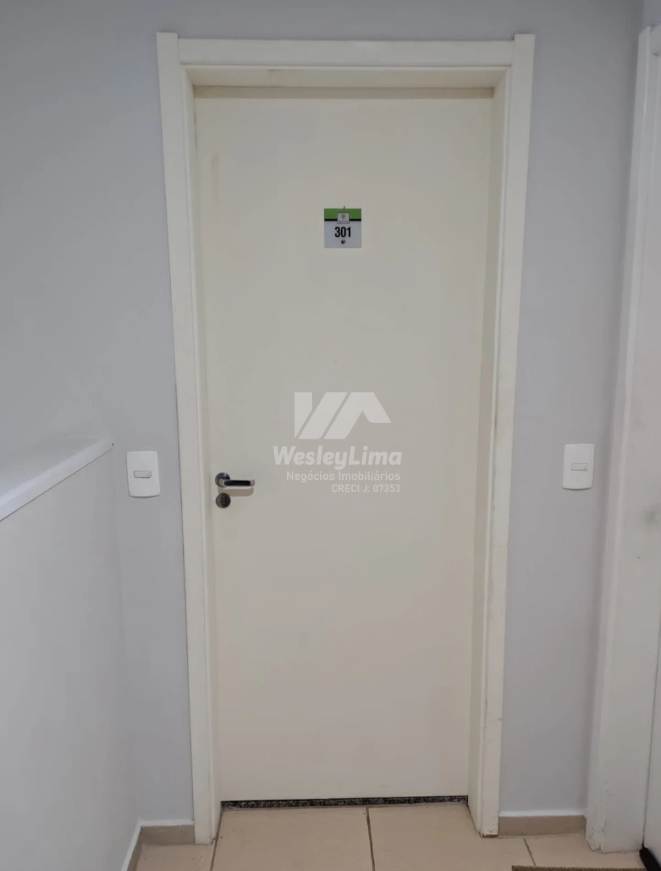 Imagens do imóveis Apartamento à Venda no Vila das Paineiras em Londrina – 2 Quartos e Garagem
