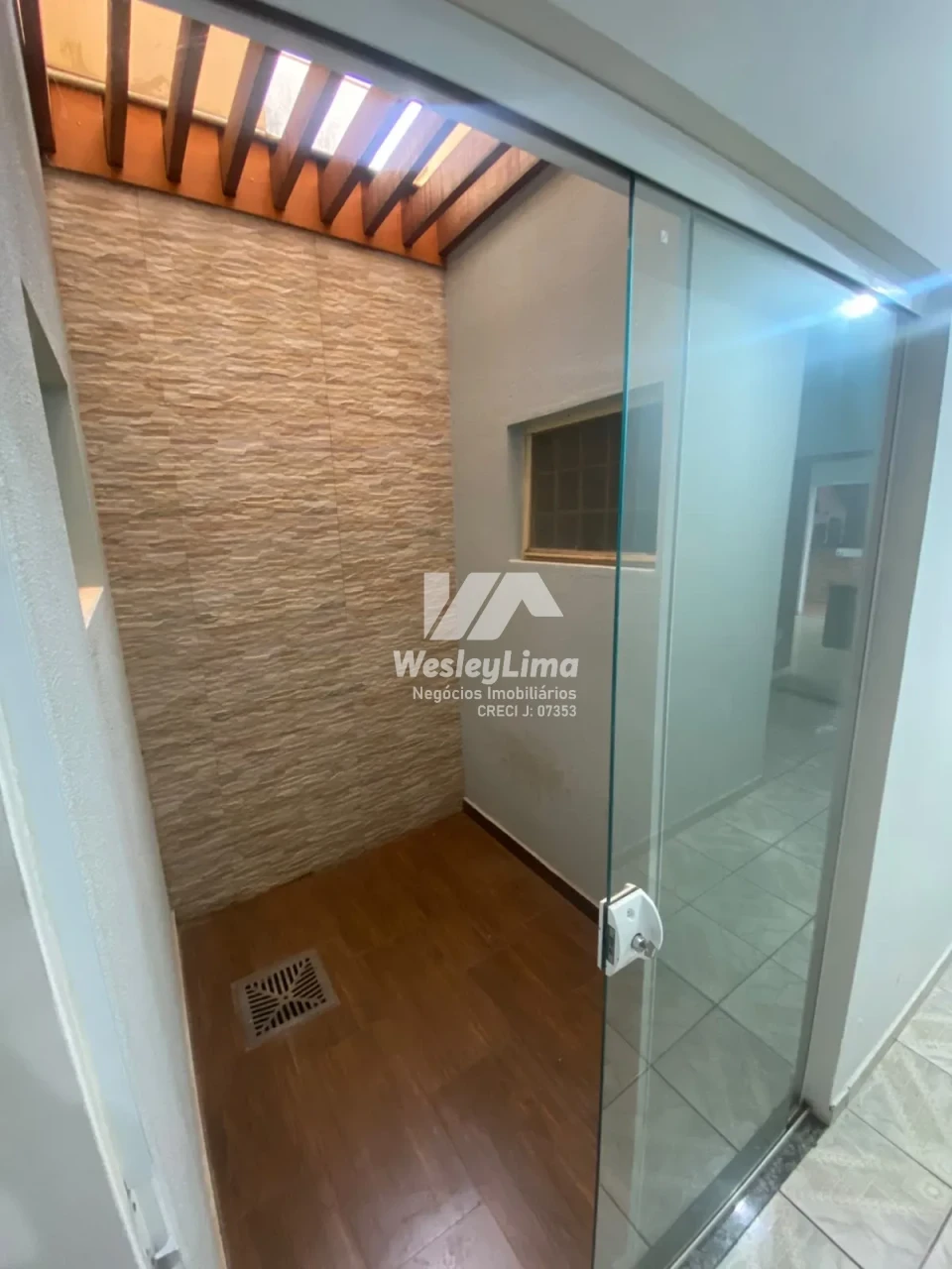 Imagens do imóveis Sobrado para Alugar no Quadra Norte em Londrina | 4 Quartos e Espaço Gourmet
