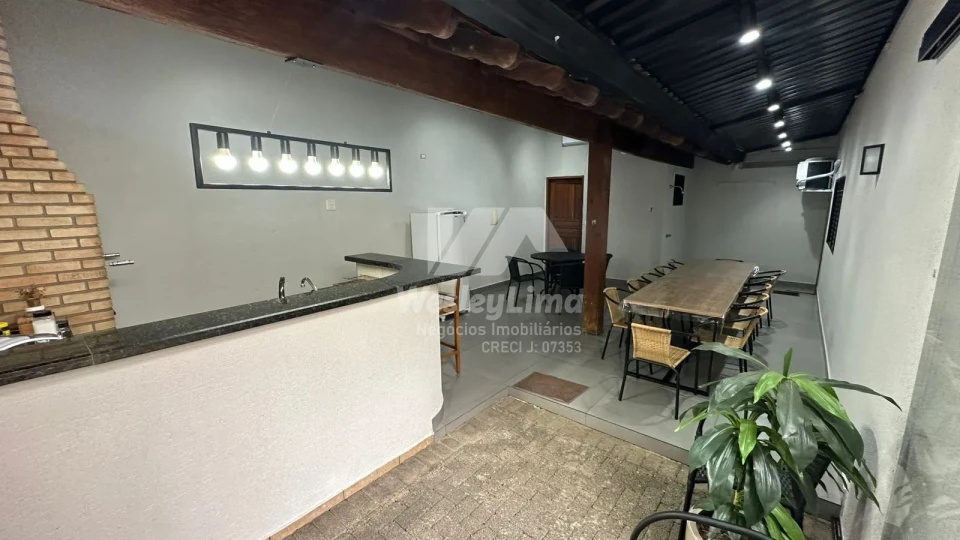 Imagens do imóveis Casa Moderna à Venda no Residencial Michael Licha | 4 Quartos | Suíte | Área de Lazer | R$ 700.000
