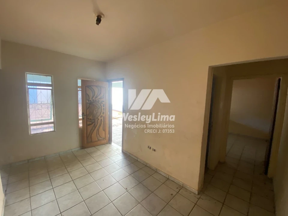Imagens do imóveis CASA A VENDA !! EXCELENTE OPORTUNIDADE DE VENDA NO JARDIM PLANALTO – LONDRINA/PR