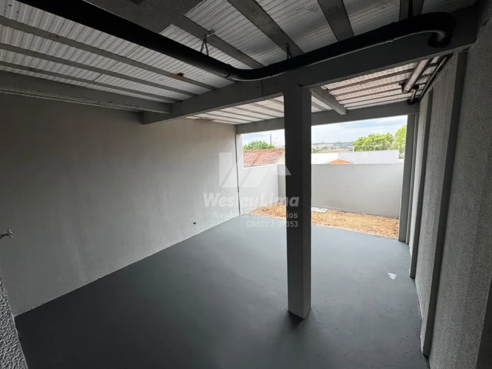 Casa Geminada à Venda no Jardim Paris em Londrina | 3 Quartos com Suíte