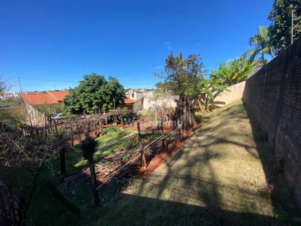 Imagens do imóveis Excelente oportunidade para construir o imóvel dos seus sonhos ou investir em uma região em constante crescimento!
