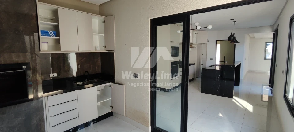 Sobrado Alto Padrão para Locação no Heimtal Park em Londrina | 3 Quartos com Suíte e Espaço Gourmet