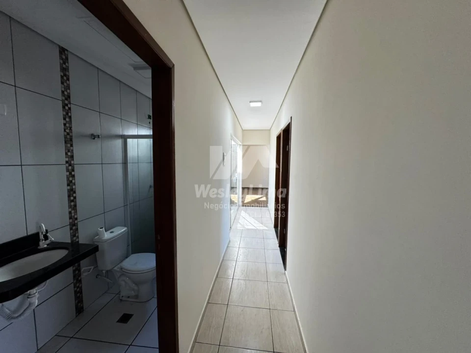 Imagens do imóveis Casa de Esquina à Venda no Condomínio Heimtal Park em Londrina – 2 Quartos | R$ 380.000