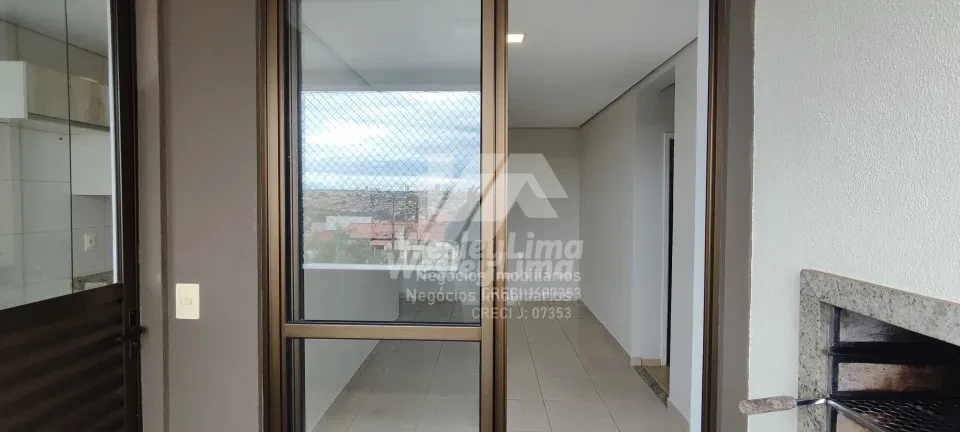 Imagens do imóveis Apartamento no Condomínio TreTorri em Londrina | 2 Quartos, Sacada com Churrasqueira e Garagem Coberta