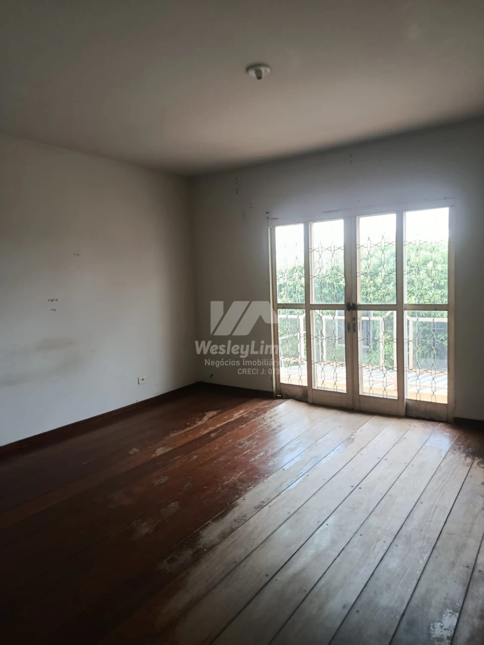 Sala Comercial Á Venda Com Excelente Oportunidade Para Investimento. Jd.Parigot De Souza 3 Londrina