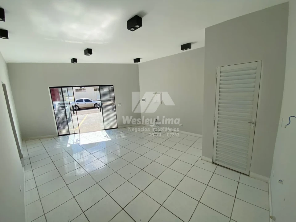 Imagens do imóveis Sala Comercial Ampla com Ar-Condicionado — 2 em 1 • Localização Estratégica na Zona Norte!