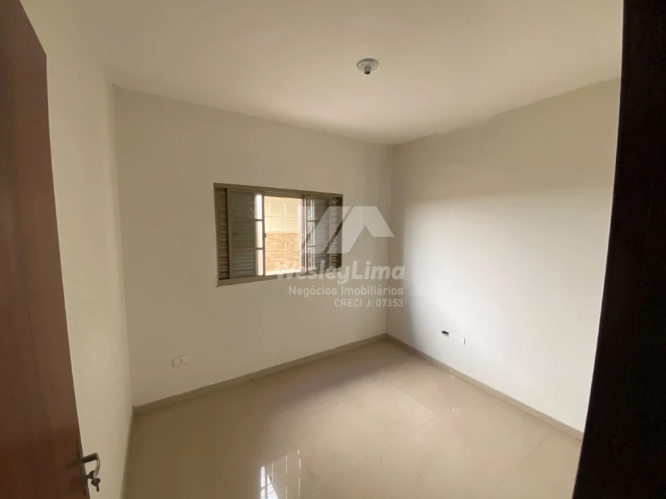Imagens do imóveis Casa Geminada com Suíte à Venda no Jardim Moema | 2 Quartos | R$ 285.000
