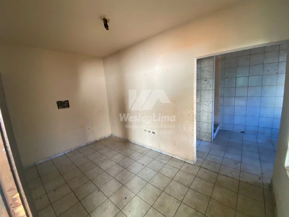 Imagens do imóveis CASA A VENDA !! EXCELENTE OPORTUNIDADE DE VENDA NO JARDIM PLANALTO – LONDRINA/PR