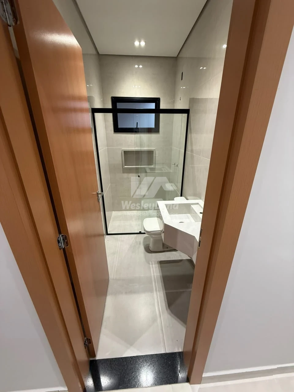 Imagens do imóveis Casa à Venda no Condomínio Heimtal Park em Londrina | 3 Quartos, Suíte e Espaço Gourmet