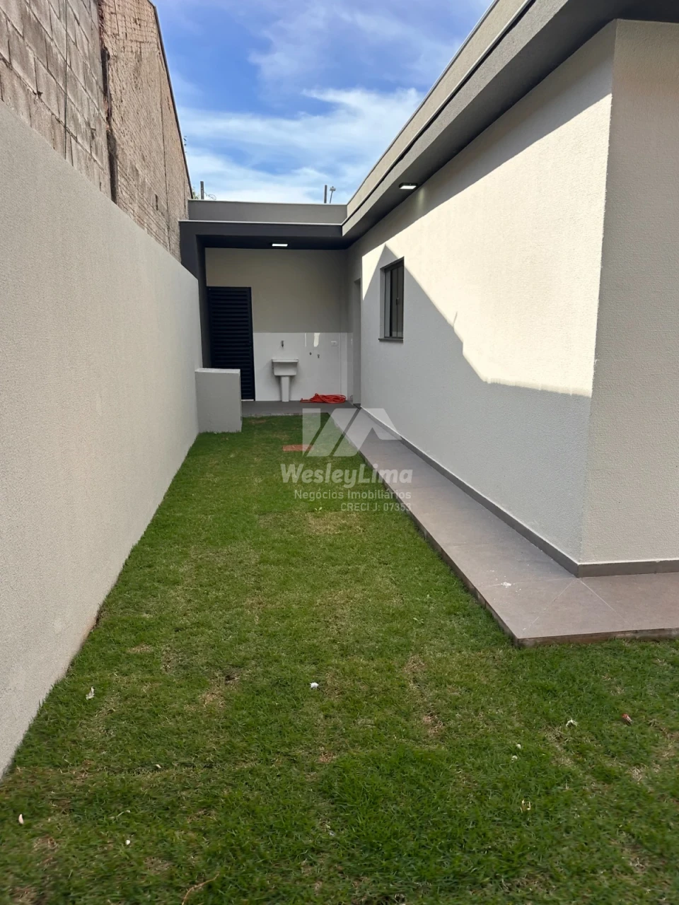Imagens do imóveis Casa à Venda no Jardim Arapongas em Londrina | 3 Quartos, Suíte e Financiamento Minha Casa Minha Vida