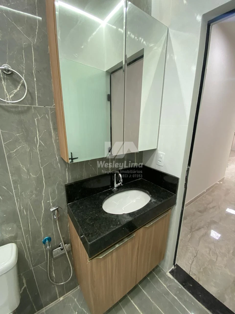 Imagens do imóveis Casa em Condomínio à Venda ou Locação no Royal Norte – Região Norte de Londrina