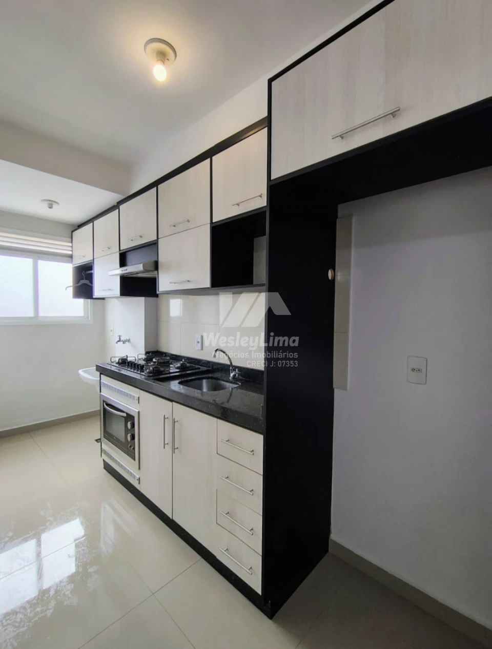 Imagens do imóveis Apartamento à Venda no Vila das Paineiras em Londrina – 2 Quartos e Garagem