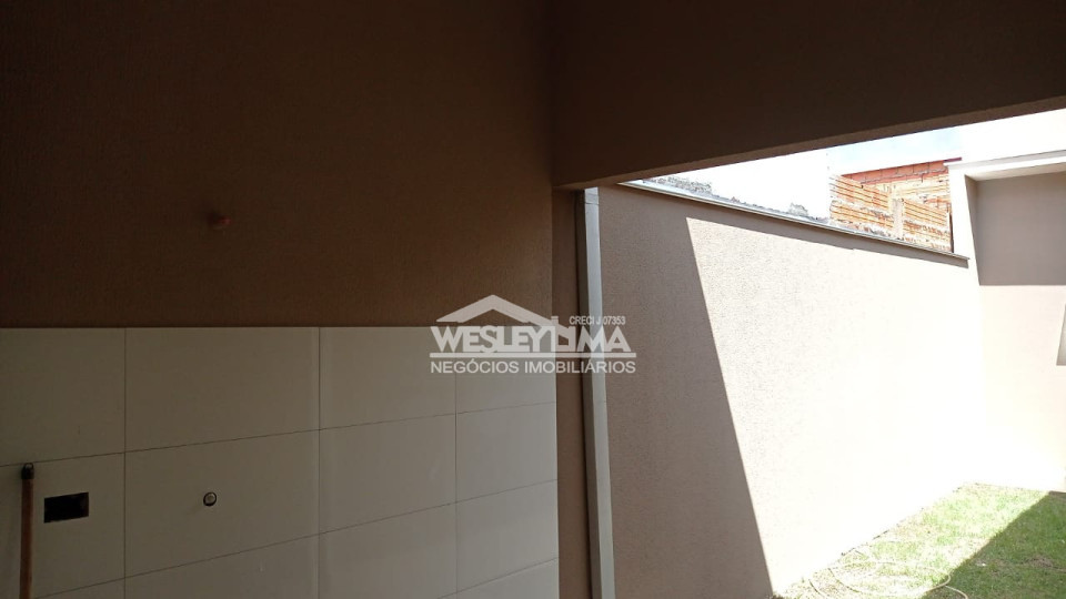 Imagens do imóveis CASA GEMINADA