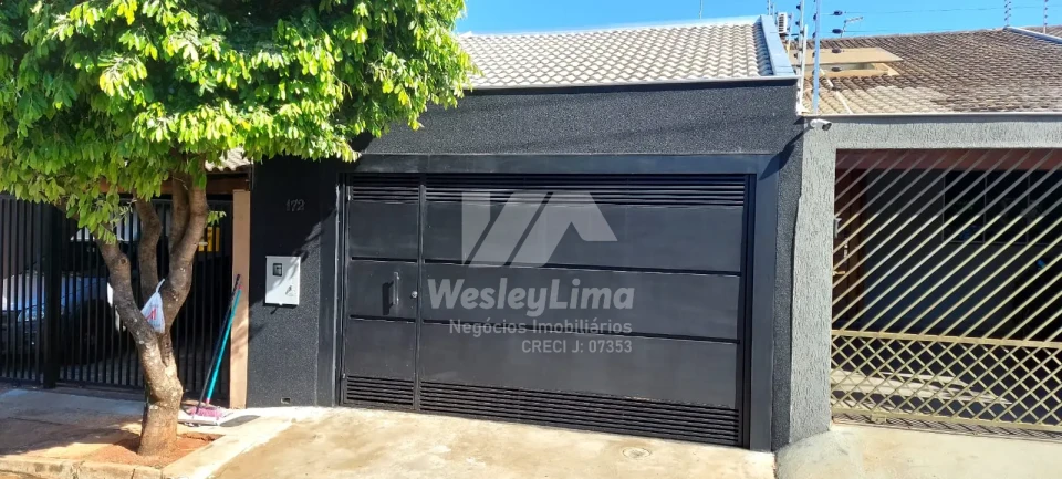 CASA GEMINADA Á VENDA - JARDIM PORTAL DO SOL - ZONA NORTE