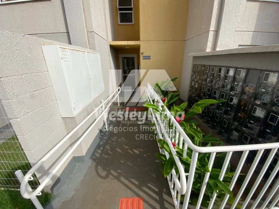 Apartamento para Locação com 2 Quartos e Elevador em Condomínio Completo