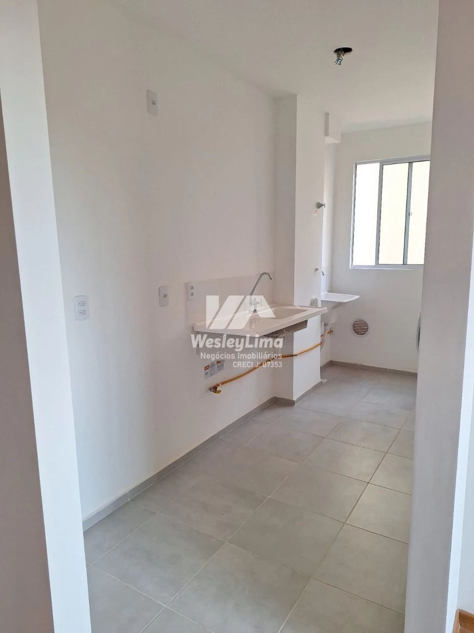 APARTAMENTO LOCAÇÃO - RESIDENCIAL LITUÂNIA - ZONA NORTE