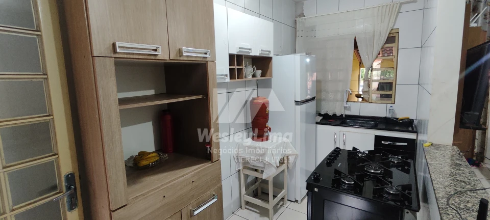 Imagens do imóveis Casa Geminada À Venda Carnascialli Londrina