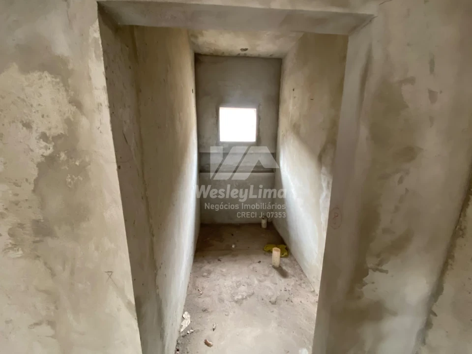 Casa Moderna à Venda no Jardim Itália | 3 Quartos | 250 m² de Terreno | 550mil