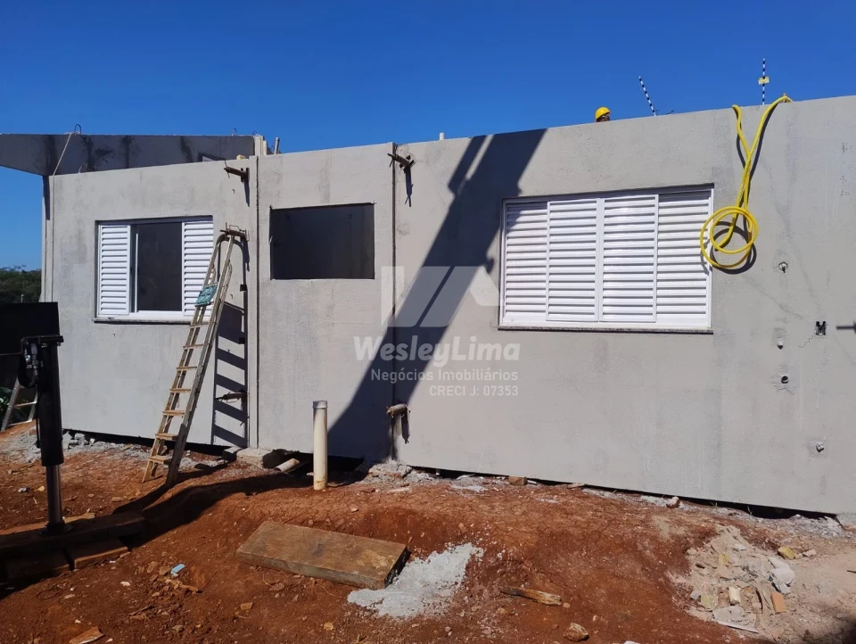 Imagens do imóveis Casas à venda no Jardim Viena COHAB Londrina, na Zona Norte. Imóveis com 2 quartos, entrada facilitada, financiamento Caixa