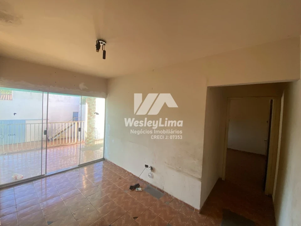 Imagens do imóveis CASA A VENDA !! EXCELENTE OPORTUNIDADE DE VENDA NO JARDIM PLANALTO – LONDRINA/PR