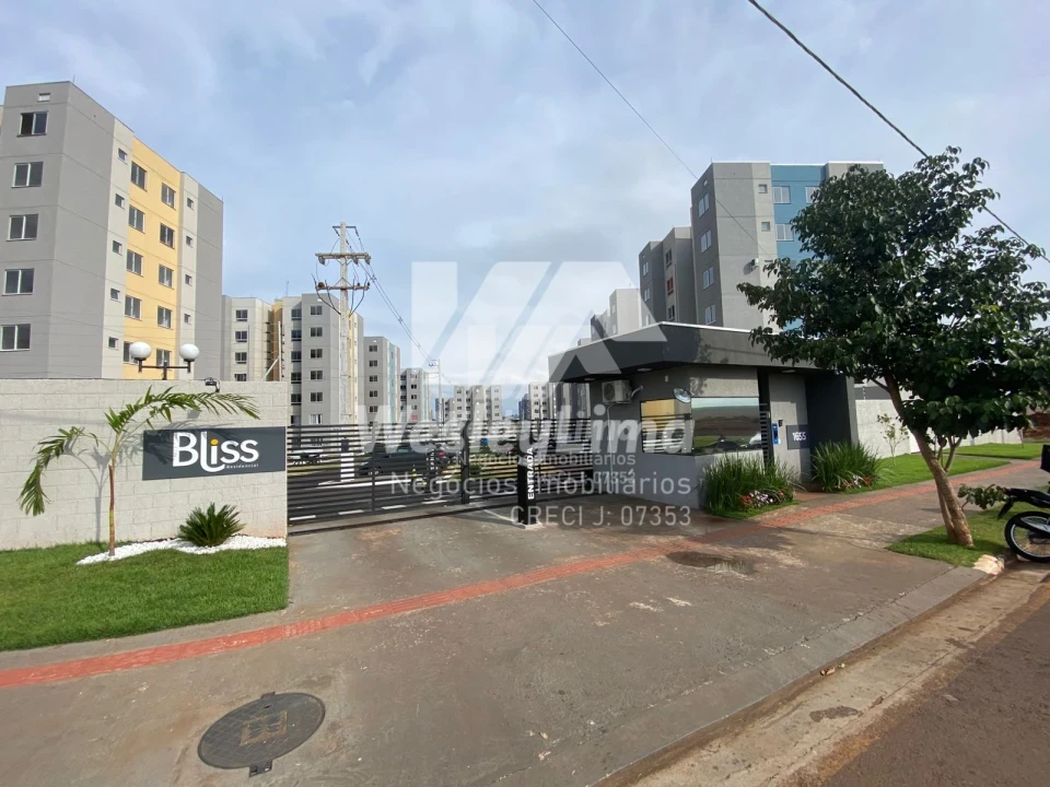 Apartamento para Locação com 2 Quartos e Elevador em Condomínio Completo