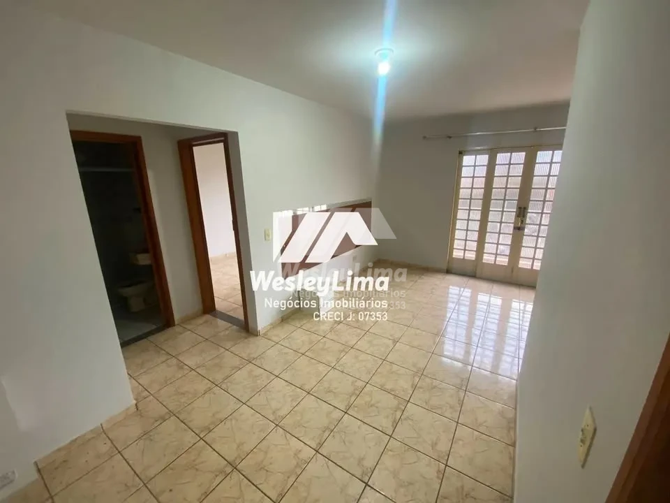 Imagens do imóveis Sobrado à Venda no Quadra Norte – Londrina/PR | 4 Quartos e Espaço Gourmet