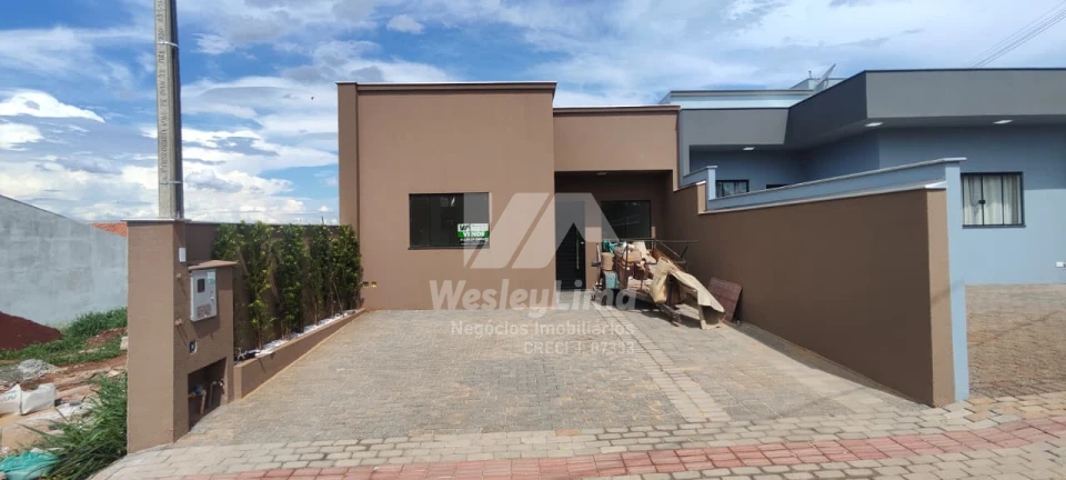 Imagens do imóveis CASA EM CONDOMINIO PARA VENDA - CONDOMINIO ROYAL NORTE - HEIMTAL - LONDRINA