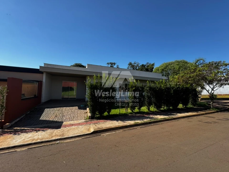 Imagens do imóveis Casa de Esquina à Venda no Condomínio Heimtal Park em Londrina – 2 Quartos | R$ 380.000