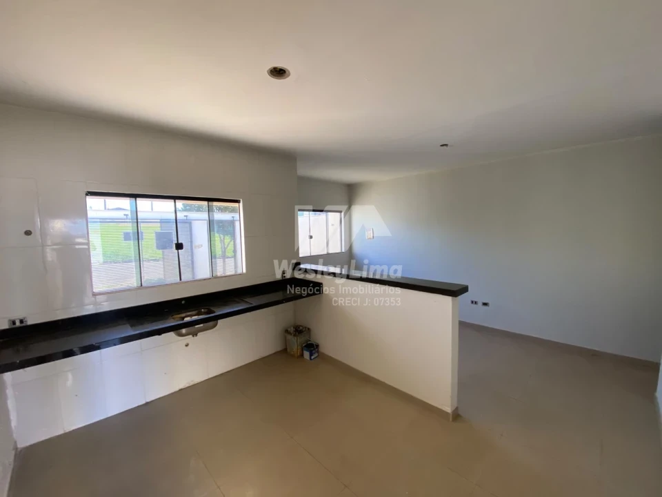 Imagens do imóveis Casa Geminada com Suíte à Venda no Jardim Moema | 2 Quartos | R$ 285.000
