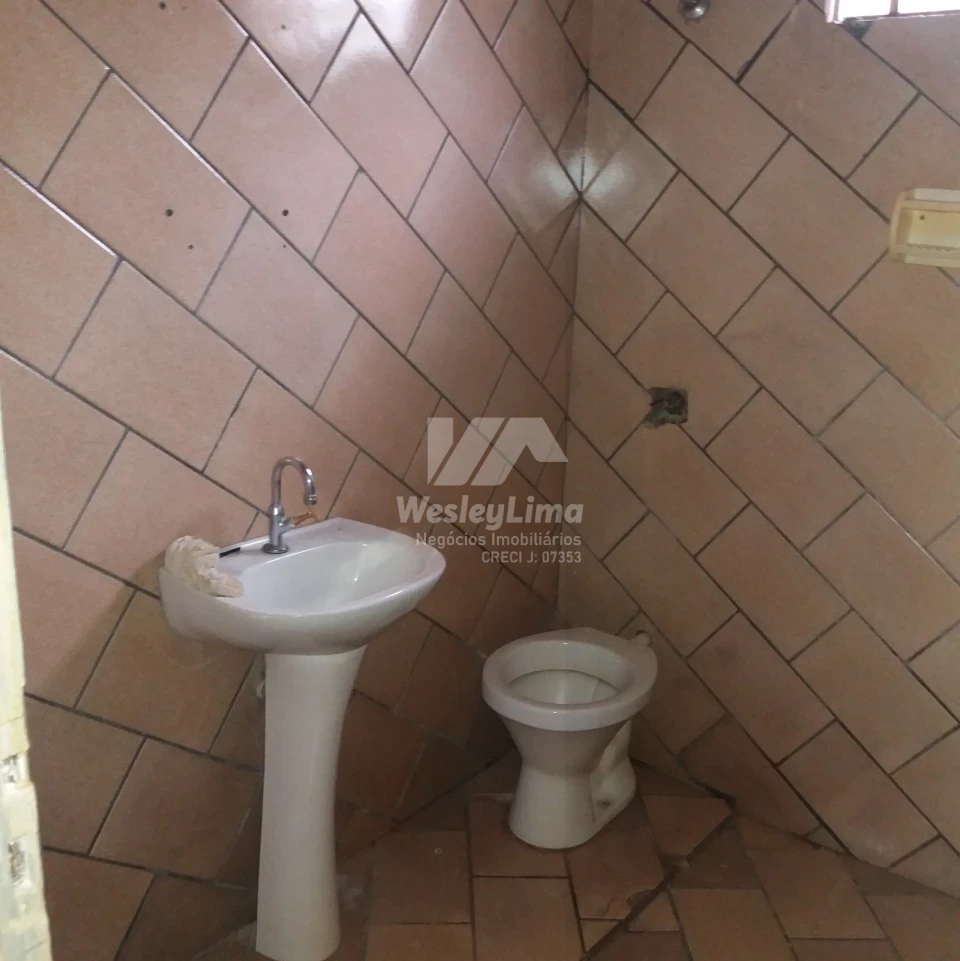 Imagens do imóveis Imóvel com 3 Casas no Mesmo Terreno à Venda | Vila Romana | 250 m²