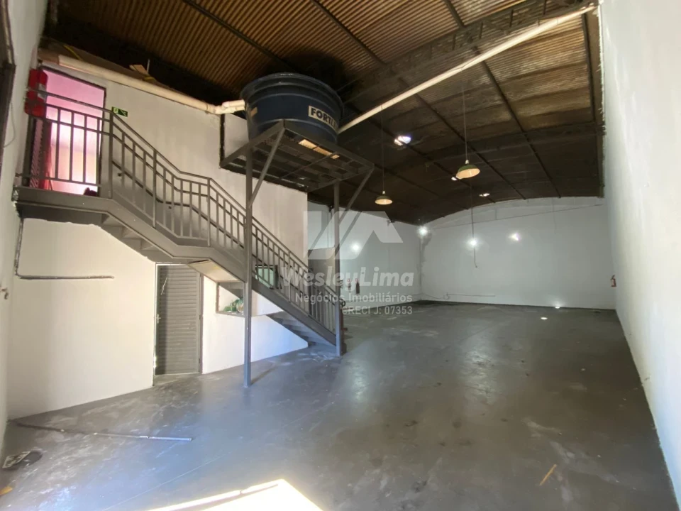 Imagens do imóveis Barracão para Locação na Zona Norte de Londrina | 210m² Próximo à Av. Saul Elkind