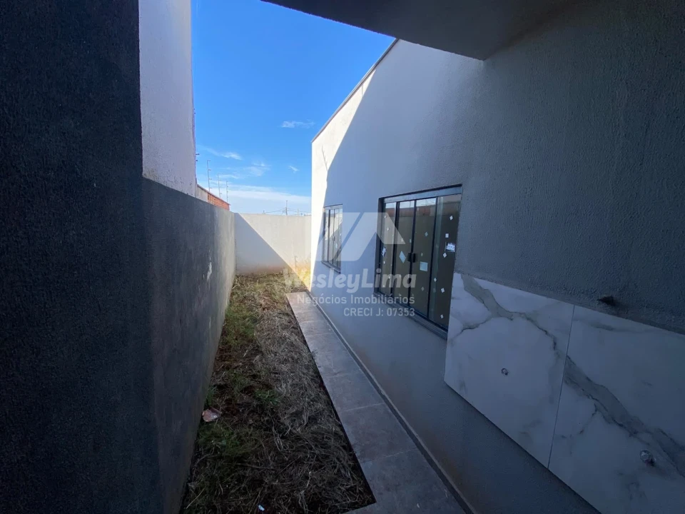 Imagens do imóveis Casa Geminada Pronta para Morar no Jardim Moema | 2 Quartos | Aceita Financiamento | R$ 310.000