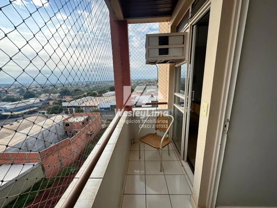 Imagens do imóveis Apartamento para Alugar na Vila Balarotti em Londrina – 3 Quartos, Sacada, 113m² e Garagem