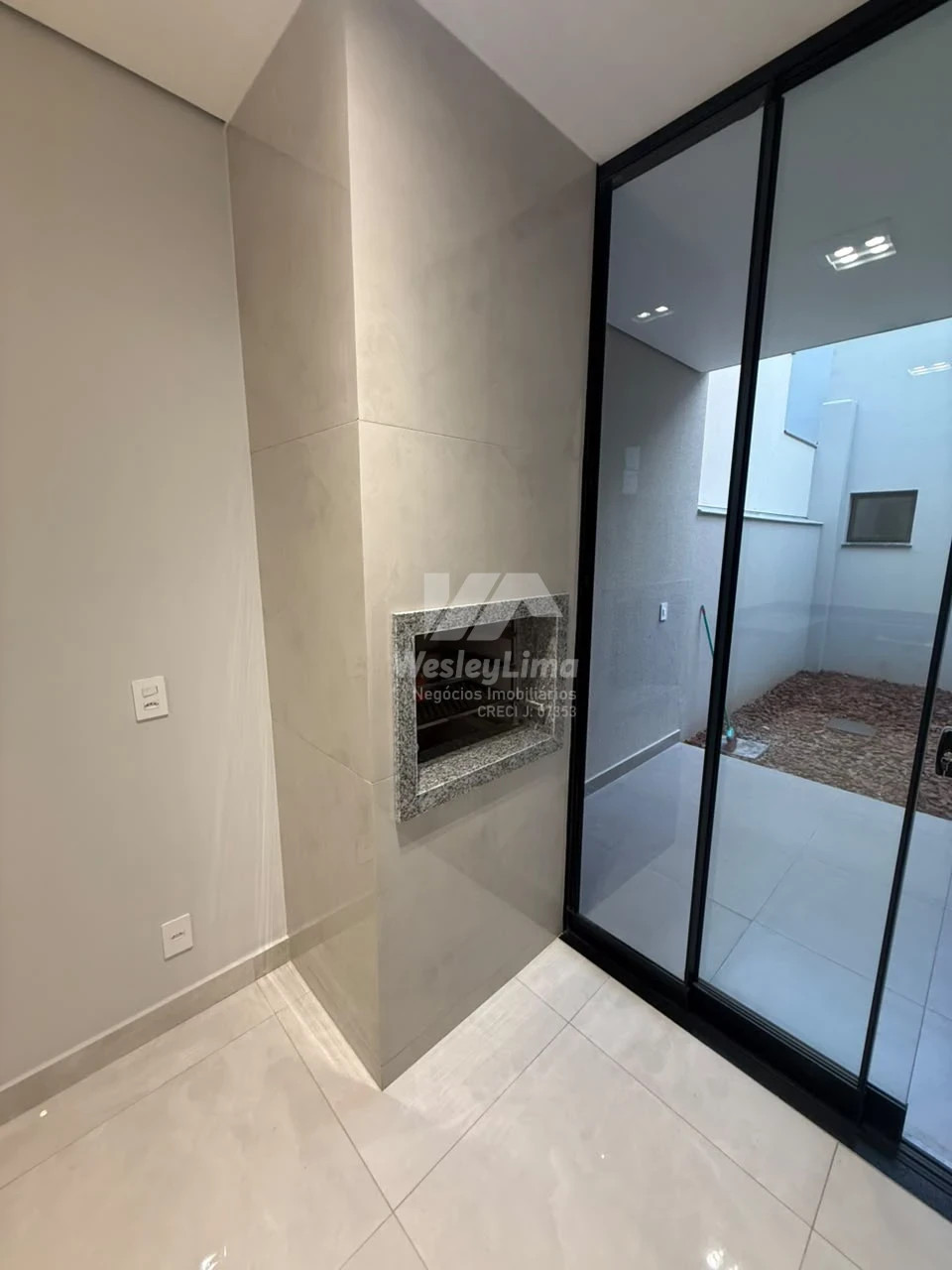 Imagens do imóveis Casa à Venda no Condomínio Heimtal Park em Londrina | 3 Quartos, Suíte e Espaço Gourmet