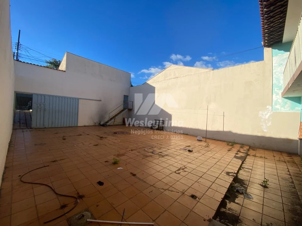 Imagens do imóveis CASA A VENDA !! EXCELENTE OPORTUNIDADE DE VENDA NO JARDIM PLANALTO – LONDRINA/PR