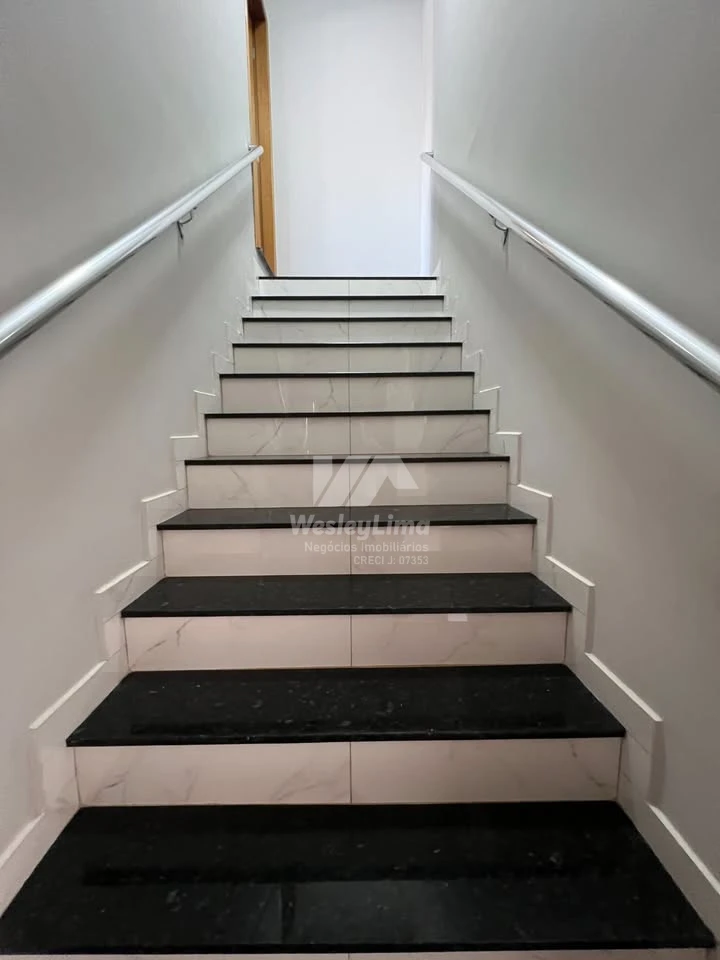 Imagens do imóveis Sobrado À Venda Jardim Planalto Londrina