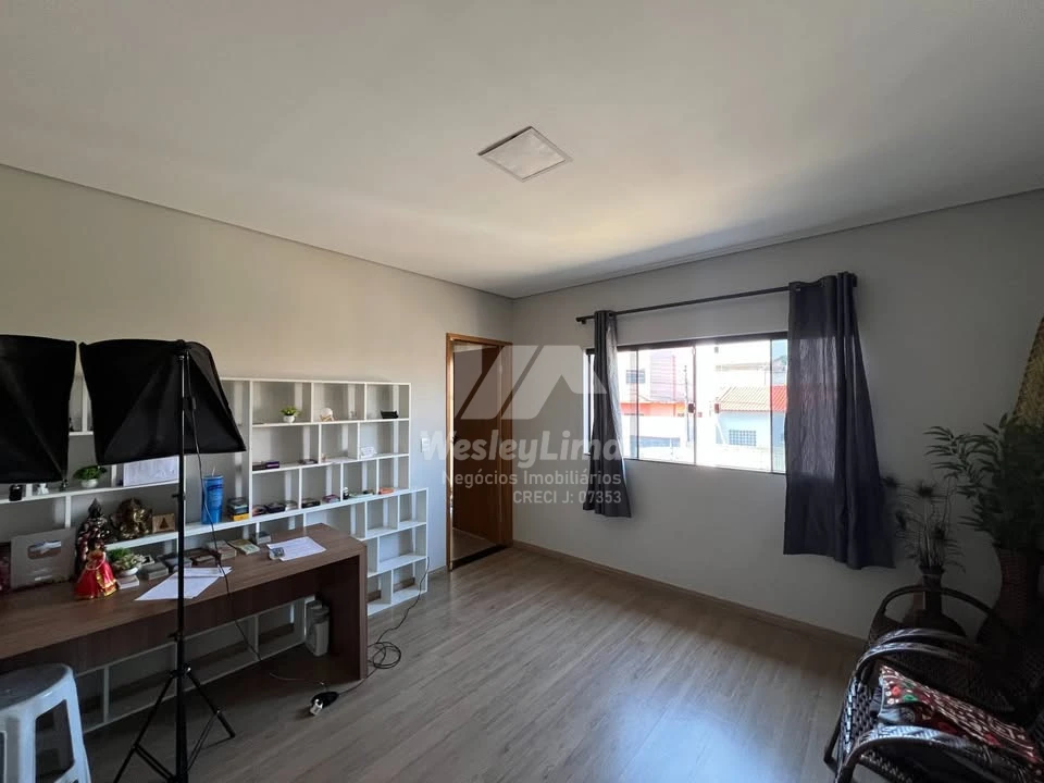 Imagens do imóveis Sobrado À Venda Jardim Planalto Londrina