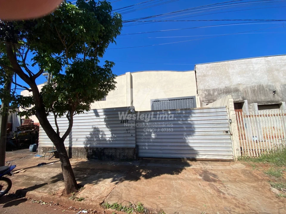 Imagens do imóveis Barracão para Locação na Zona Norte de Londrina | 210m² Próximo à Av. Saul Elkind