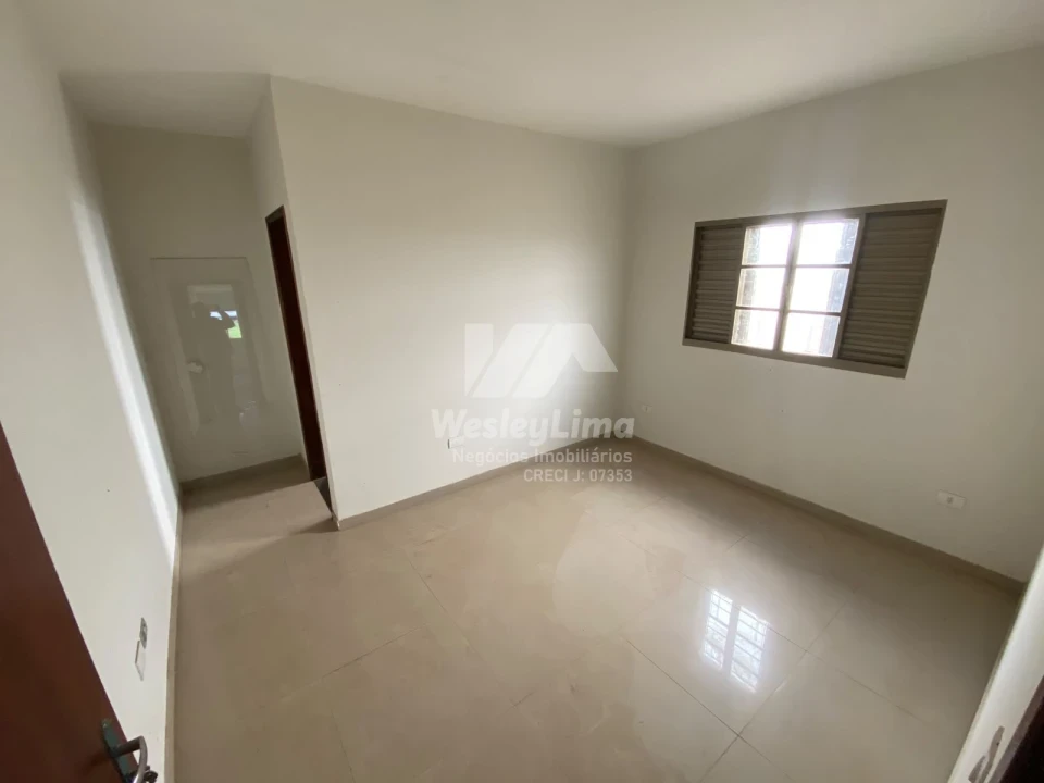 Imagens do imóveis Casa Geminada com Suíte à Venda no Jardim Moema | 2 Quartos | R$ 285.000