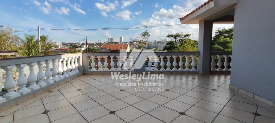 CASA ALTO PADRÃO À VENDA NO JARDIM IMPÉRIO DO SOL – LONDRINA | COM PISCINA | TERRENO 1.093 m²