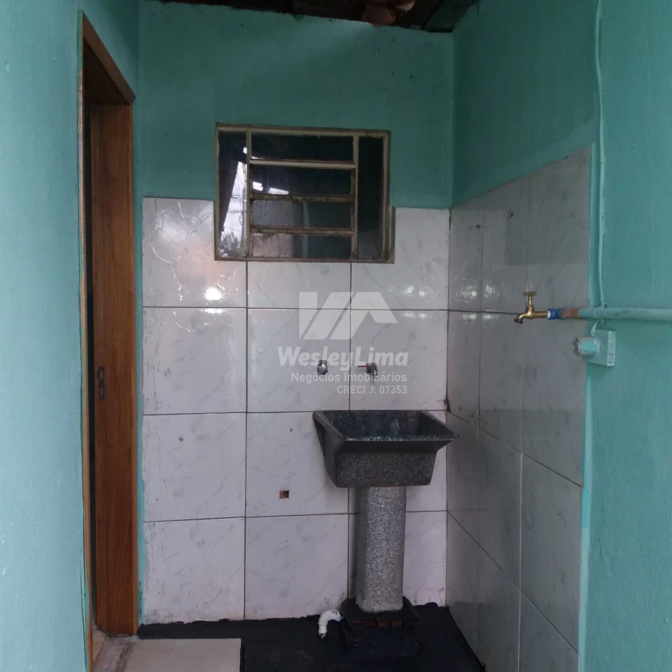 Imagens do imóveis Imóvel com 3 Casas no Mesmo Terreno à Venda | Vila Romana | 250 m²
