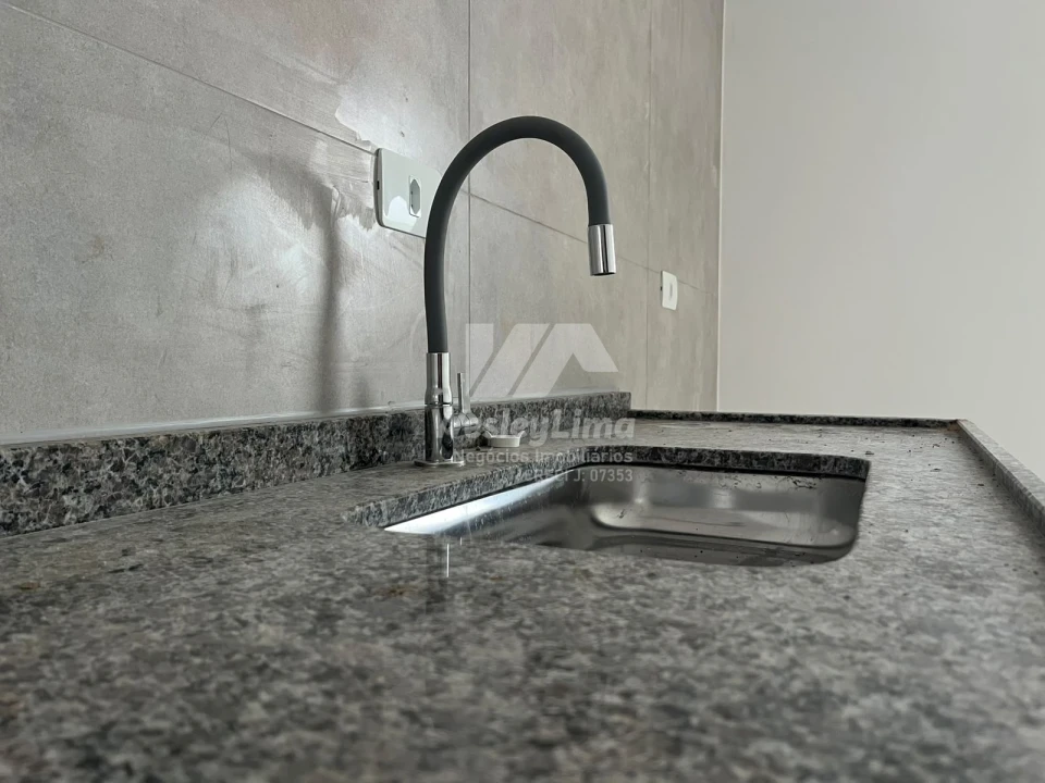 Imagens do imóveis Casa Nova à Venda no Vivi Xavier em Londrina | Sozinha no Quintal – 2 Quartos