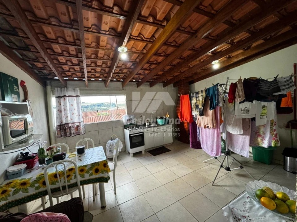 Imagens do imóveis Casa no Residencial Moradas Londrina, Heimtal, com 3 quartos, 74 m² privativos, 180 m² de área total e 1 vaga. Condomínio com portaria 24h e laz