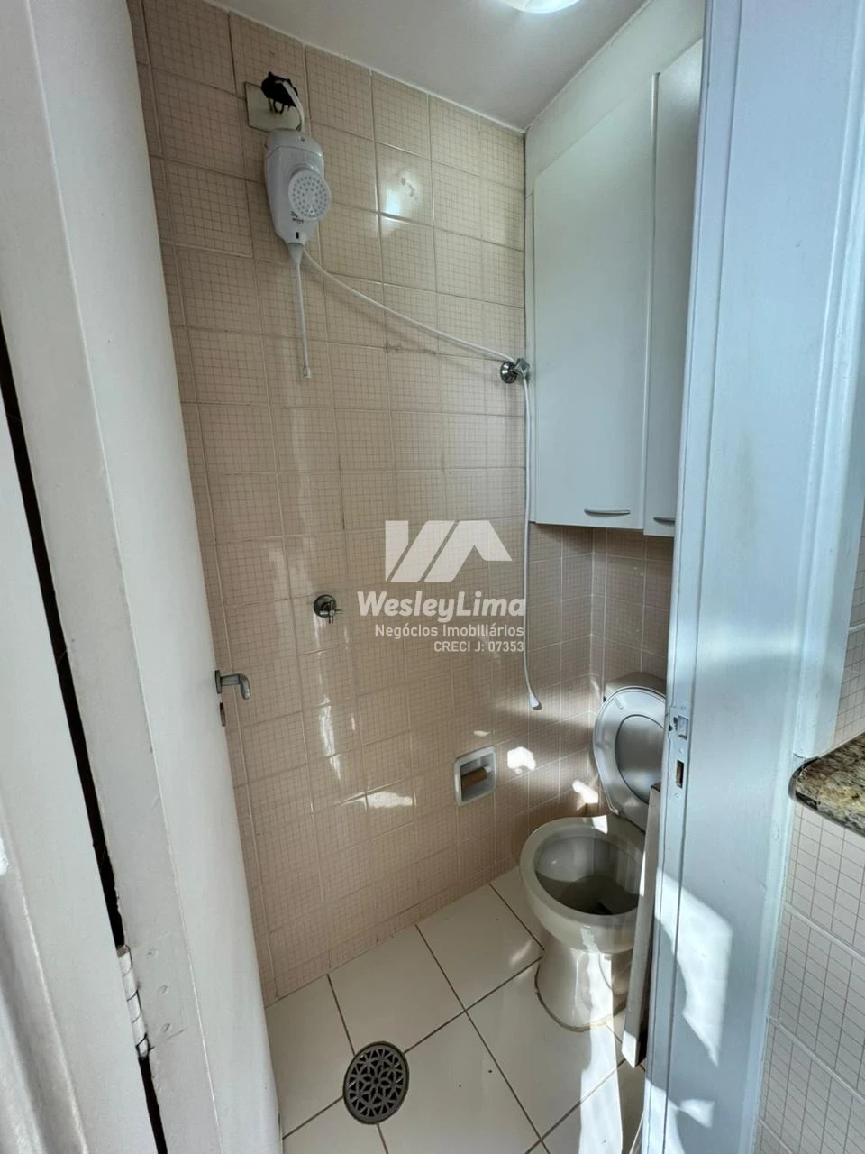 Imagens do imóveis Apartamento para Alugar na Vila Balarotti em Londrina – 3 Quartos, Sacada, 113m² e Garagem
