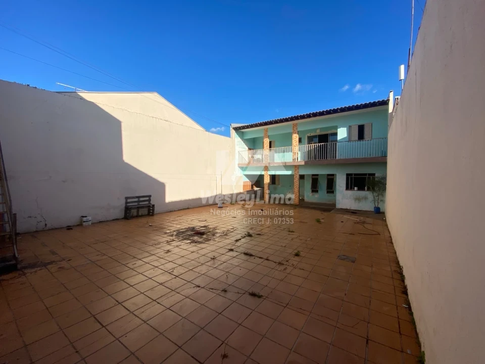 Imagens do imóveis CASA A VENDA !! EXCELENTE OPORTUNIDADE DE VENDA NO JARDIM PLANALTO – LONDRINA/PR