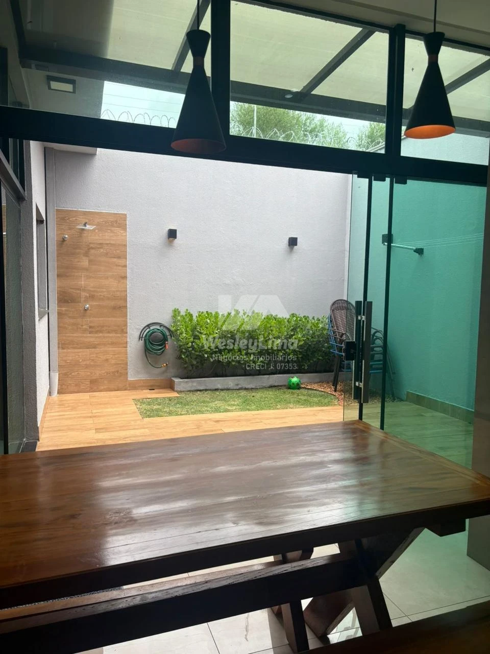 Imagens do imóveis Sobrado à Venda no Condomínio Heimtal Park em Londrina | 3 Quartos e Suíte