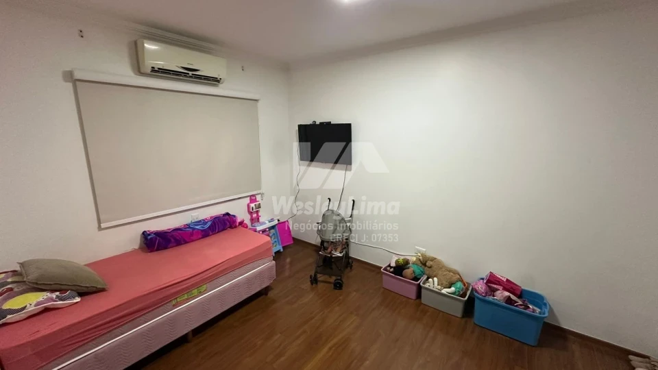 Imagens do imóveis Casa Moderna à Venda no Residencial Michael Licha | 4 Quartos | Suíte | Área de Lazer | R$ 700.000